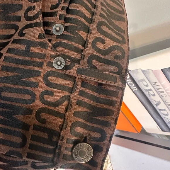 Moschino Tan and Black Logo Short & Corset set - Picture 5 of 10